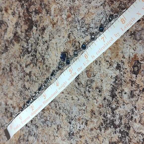 Heart Rhinestone Bracelet - Picture 3 of 3